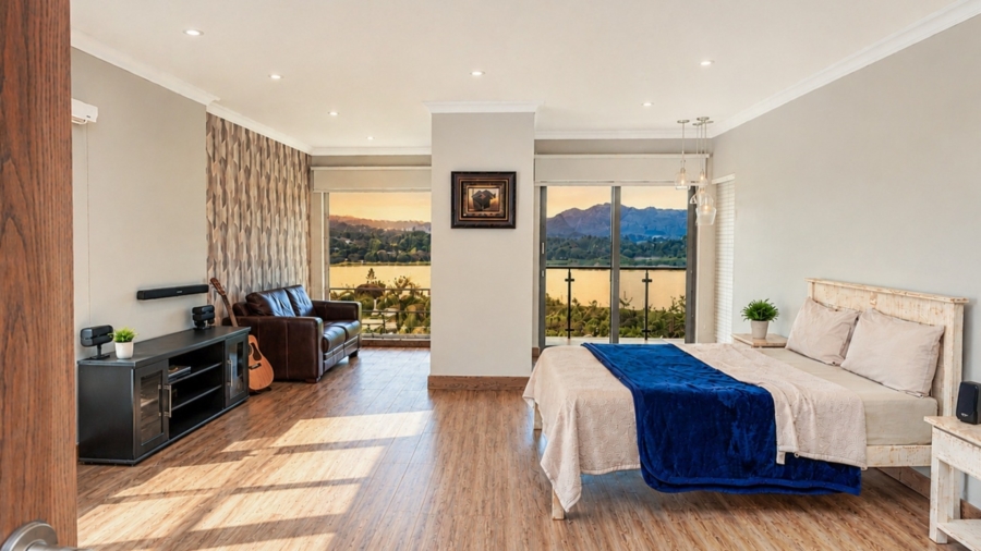 8 Bedroom Property for Sale in Birdwood Estate North West